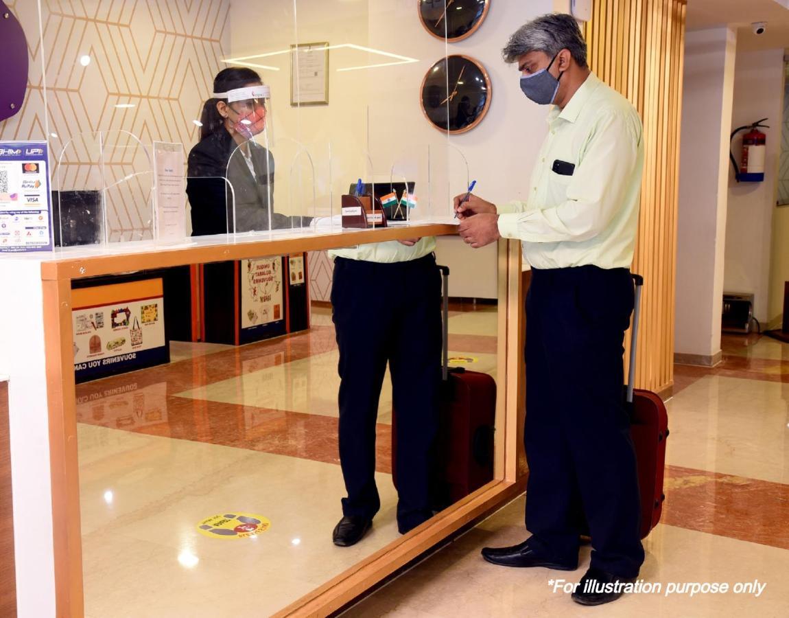 Oyo 23540 Hotel Suryakant Rajkot Luaran gambar