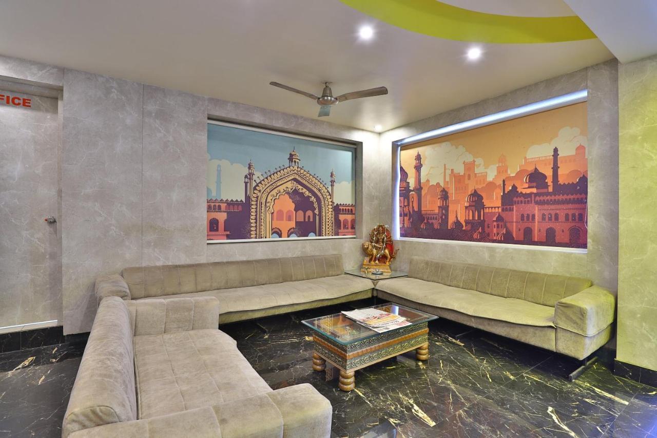 Oyo 23540 Hotel Suryakant Rajkot Luaran gambar