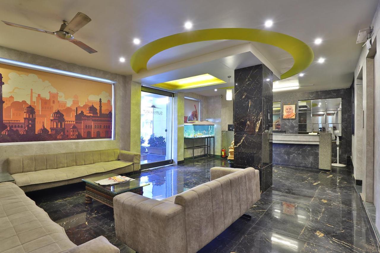 Oyo 23540 Hotel Suryakant Rajkot Luaran gambar